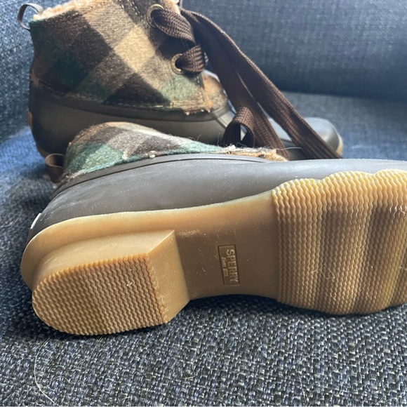 Sperry Rain Boots - never worn size 8.5 - Picture 2 of 3